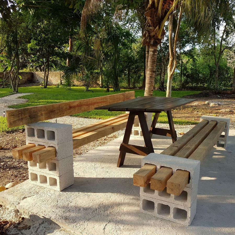 El Buho Bacalar Eco-Cabanas Hostal Exterior photo